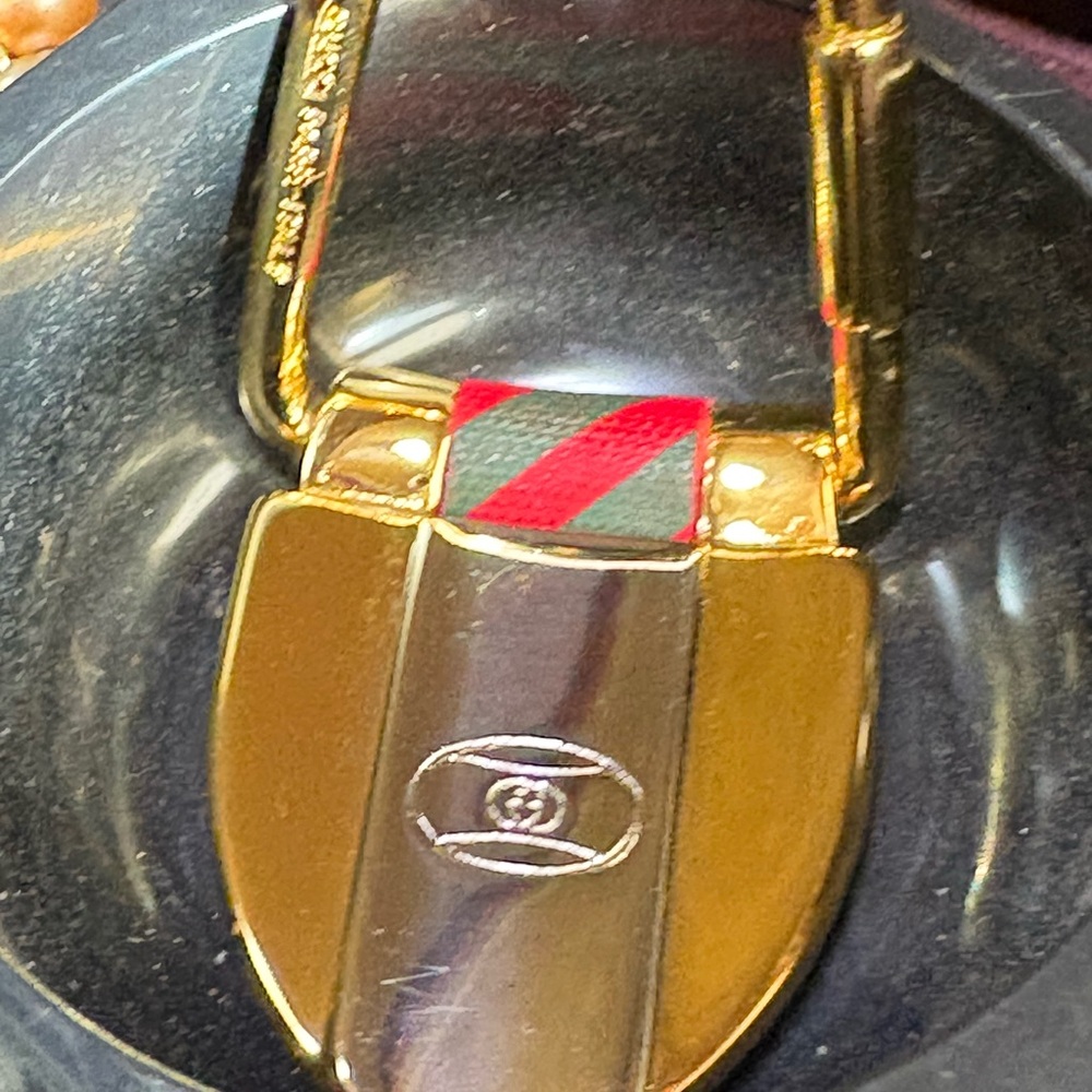 Gucci Rigato Shield Men's Key Ring